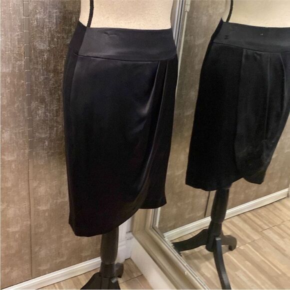 Chanel 100%  tulip skirt, US4 - Picture 7 of 10